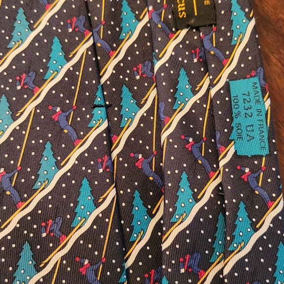 VINTAGE HERMÈS Black TIE 7232 UA Skier Snow Christmas Tree Winter Holiday - Picture 2 of 4